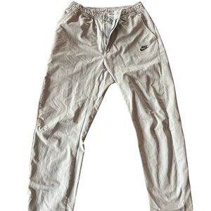 Nike Men's Light Gray Joggers